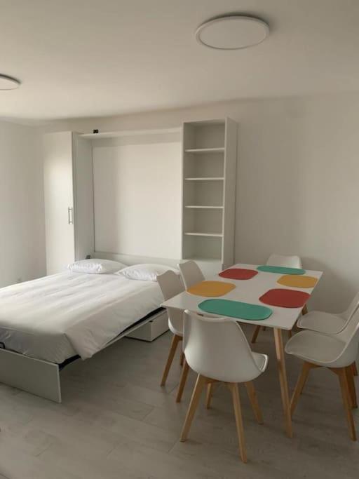Appartement Tout Confort & Parking Бюсолей Екстериор снимка
